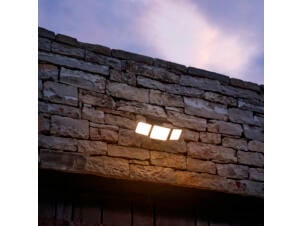 Philips Nysil LED wandlamp 3x8,7 W met bewegingssensor zwart