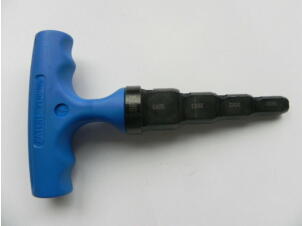 Van Marcke go Outil de calibrage + d'ébavurage pour tuyau Pex-Alu 16-20-26-32 mm
