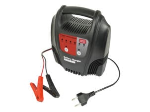 Carpoint chargeur de batterie 6/12V 4A